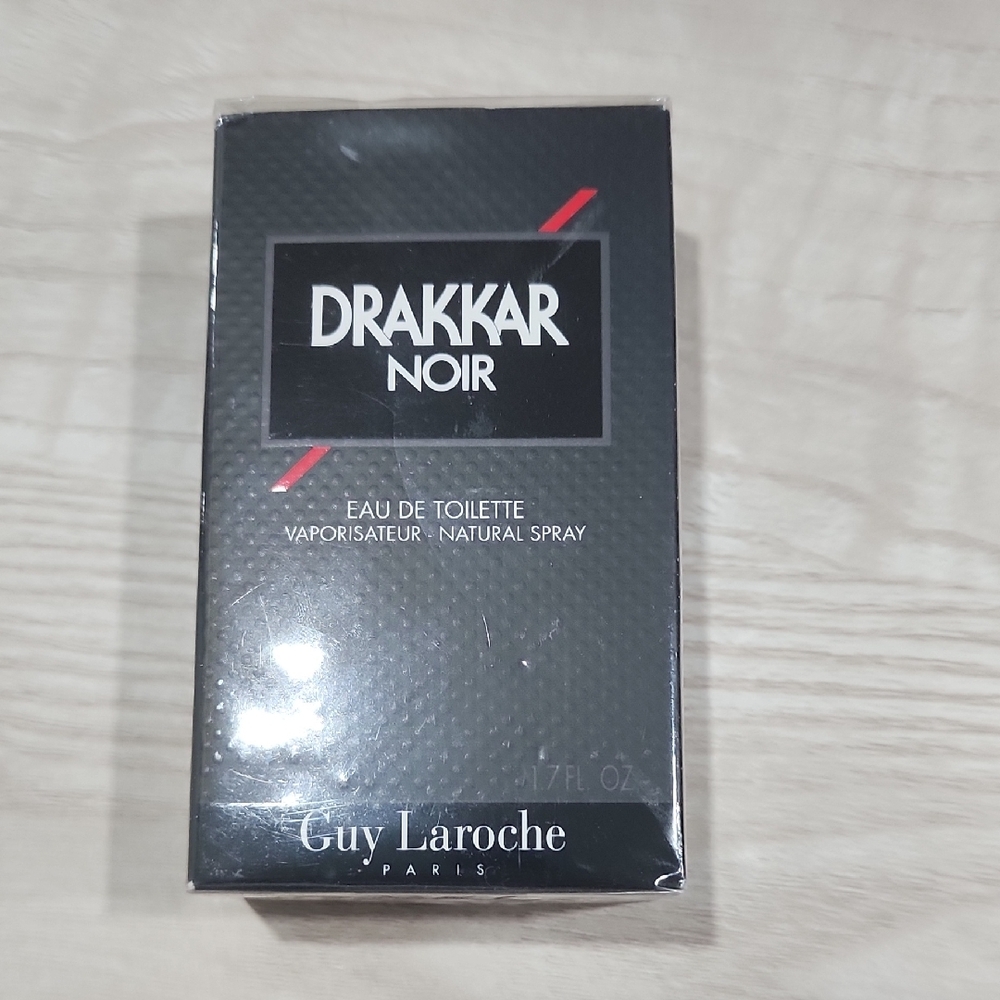 Guy Laroche Drakkar Noir Fragrance in Black Packaging 1.7 Oz